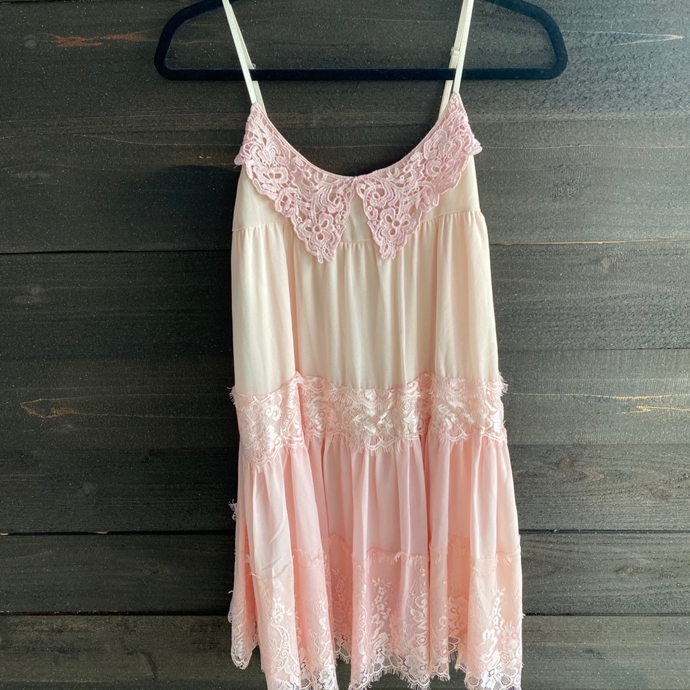 Pale Baby Pink Lace Peter Pan Dress